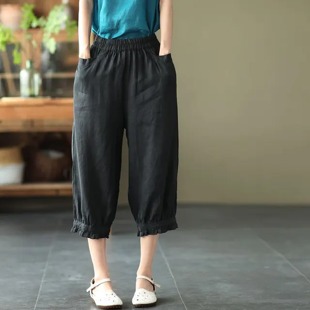 Sweet Artistic Lace Solid Color Women's Cropped Pants Black - Shop at LoveMi