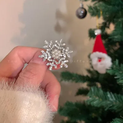Cyrstal Snowflake Pearl Hair Clip Winter Girls Small Sweet Bobby Pins Women Fashion Retro Flower Hairside Headwear Accessories Hair Jewelry Antle... Antlers Pearl Snowflake - Shop at LoveMi