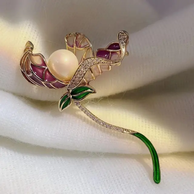 Enamel Brooch Pearl Lotus Classical 6.9Cmx4.2Cm - Shop at LoveMi