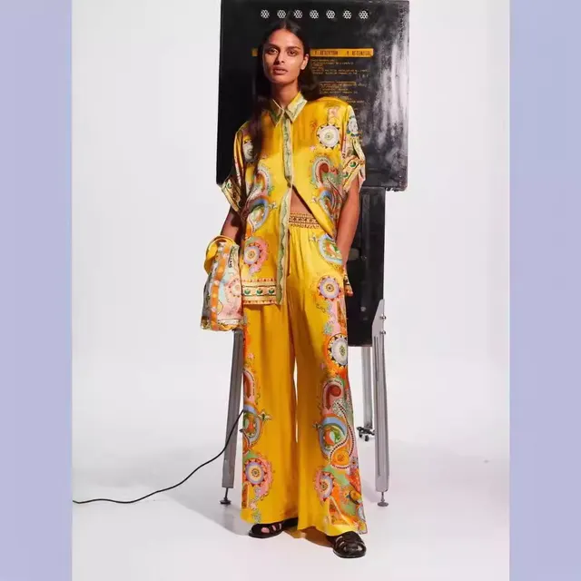 Fashion Satin Printed Flowers Short Sleeve Vacation Leisure Tether Suit Yellow - Shop at LoveMi