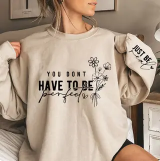 Pullover Round Neck Long Sleeves Flowers Letter Print Sweatshirt - Khaki