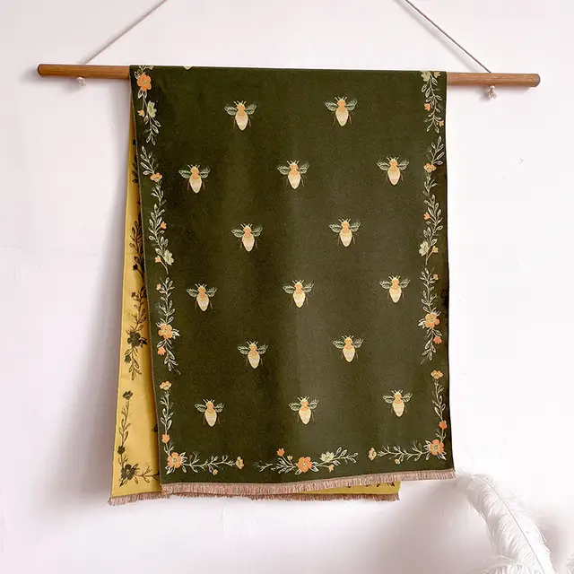 New High grade Retro Cashmere Knitted Women's Autumn And Winter Warm Warm Shawl Green - Shop at LoveMi