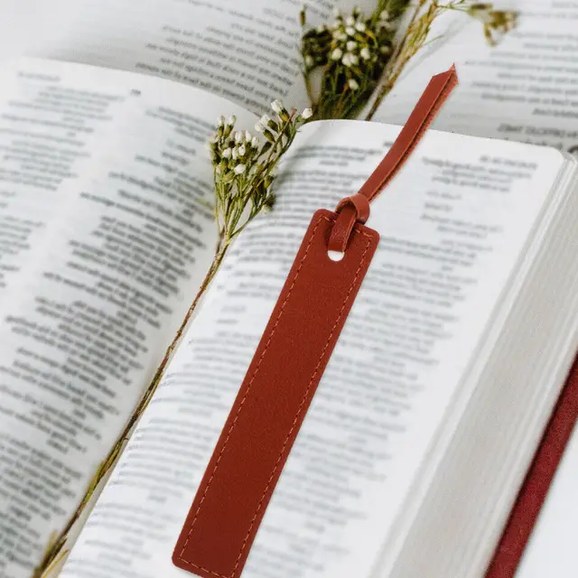 Retro Leather Marker Book Separated Reading Bookmark Light Brown - Shop at LoveMi