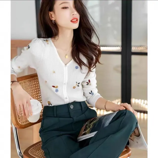 Autumn New Small Slimming Embroidered Pullover Long Sleeve Sweater White - Shop at LoveMi