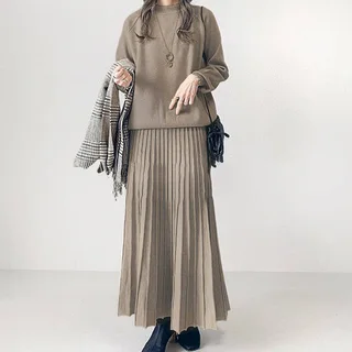 Women's Long Sleeve Pleated Skirt Fashion Suit - Dark Khaki Cloth Color