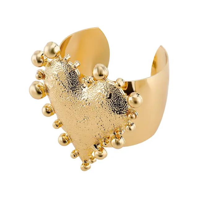 Retro Minority Design Big Love Glossy Bracelet Gold - Shop at LoveMi