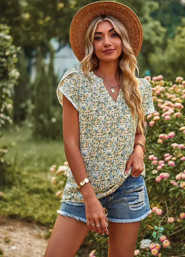 Women's V neck Printed Spring And Summer Casual T shirt Top Green - Shop at LoveMi