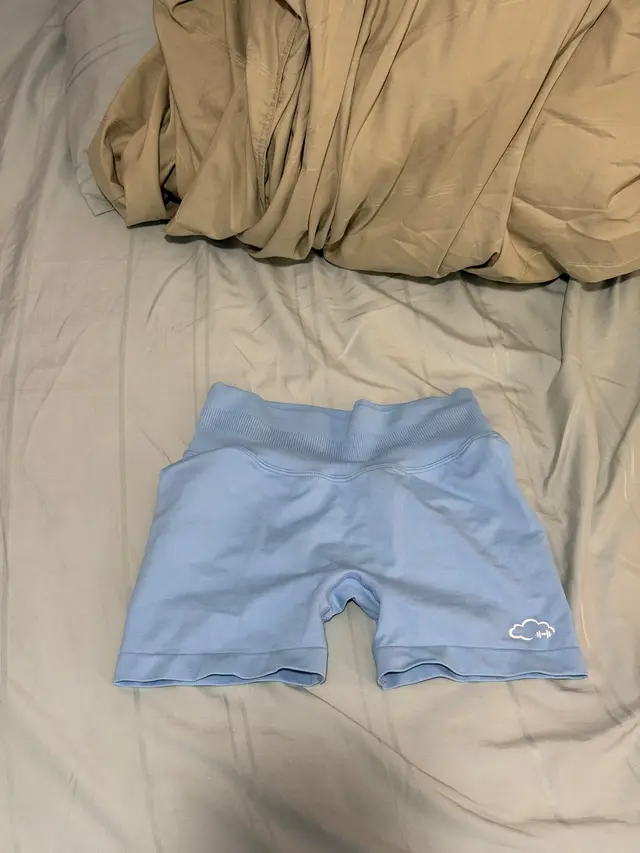 Cloud Activewear Seamless Shorts Blue Pink Blue - Shop at LoveMi