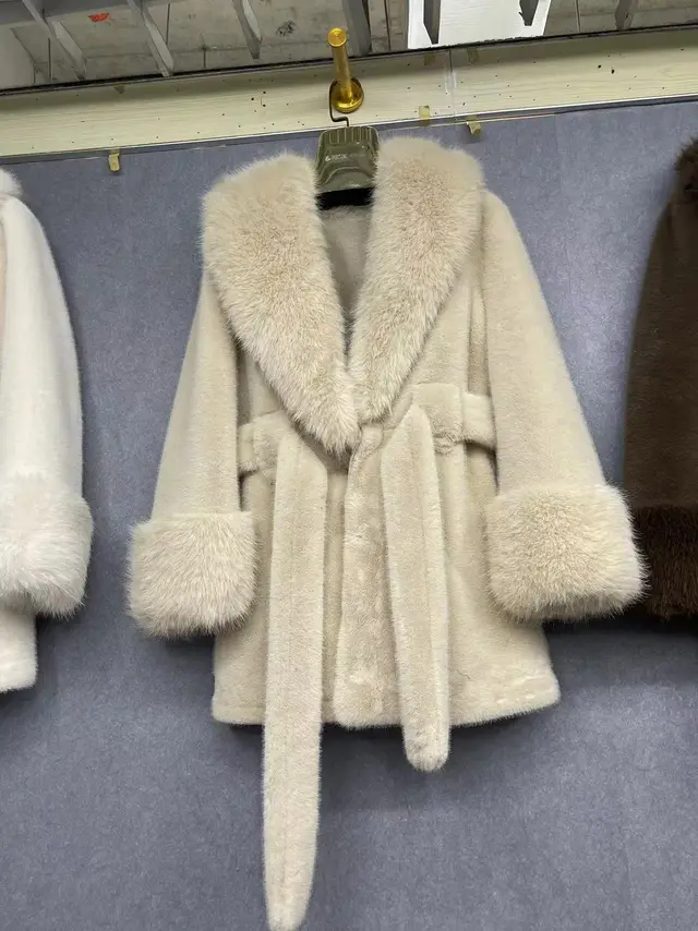 Lantern Ring Baoou Mink Fur Coat Advanced Fashion Version Beige - Shop at LoveMi