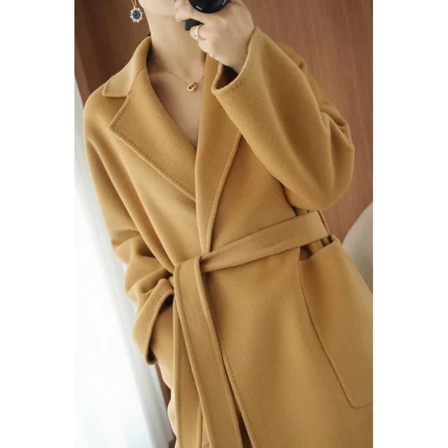 Hepburn Style Suit Collar Thickened Loose fitting Jacket Golden Camel - Shop at LoveMi