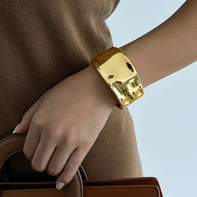 T Exaggerated Thread Twist Line Ring Design Metal Pleated Bracelet 02 2550 Gold - Shop at LoveMi