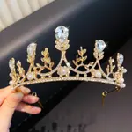 11Golden Diamond Leaf Crown