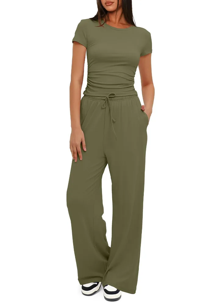Women's Solid Color Pleated Short Sleeved Top And Wide Leg Pants - Army Green - View 1