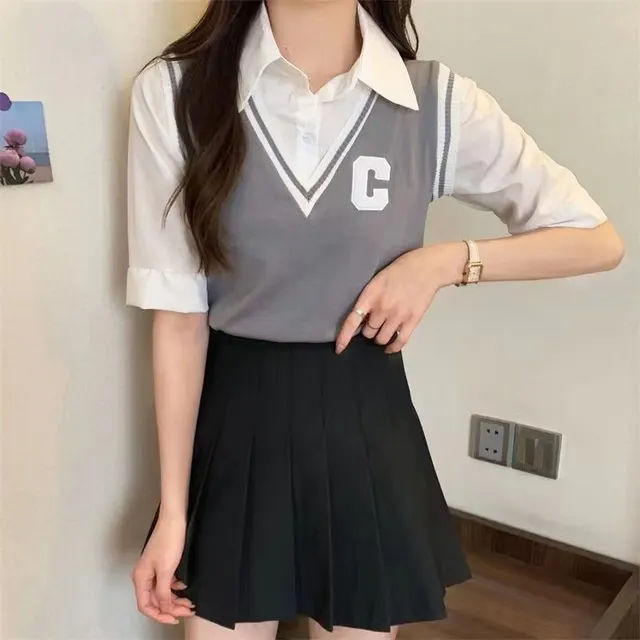 Women's Niche Design Short sleeved Knitted Top Gray - Shop at LoveMi