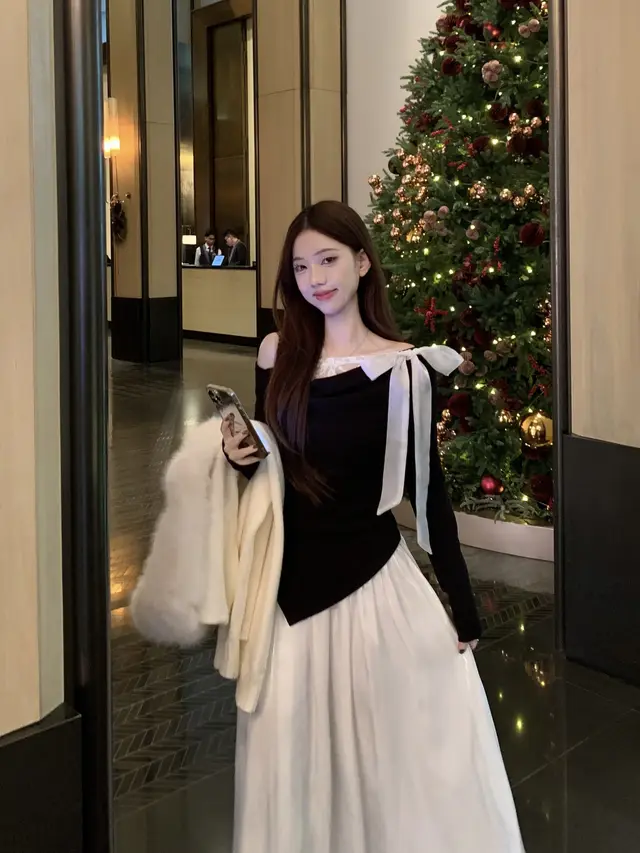 Autumn And Winter Temperament Lace Stitching Coat Black Top - Shop at LoveMi
