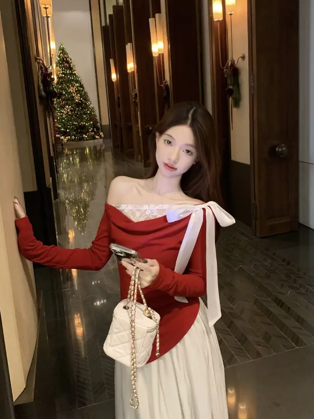 Autumn And Winter Temperament Lace Stitching Coat Red Top - Shop at LoveMi