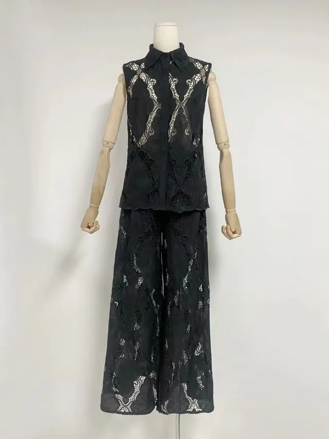 Seaside Vacation Style Lapel Sleeveless Embroidered Polo Top Black - Shop at LoveMi