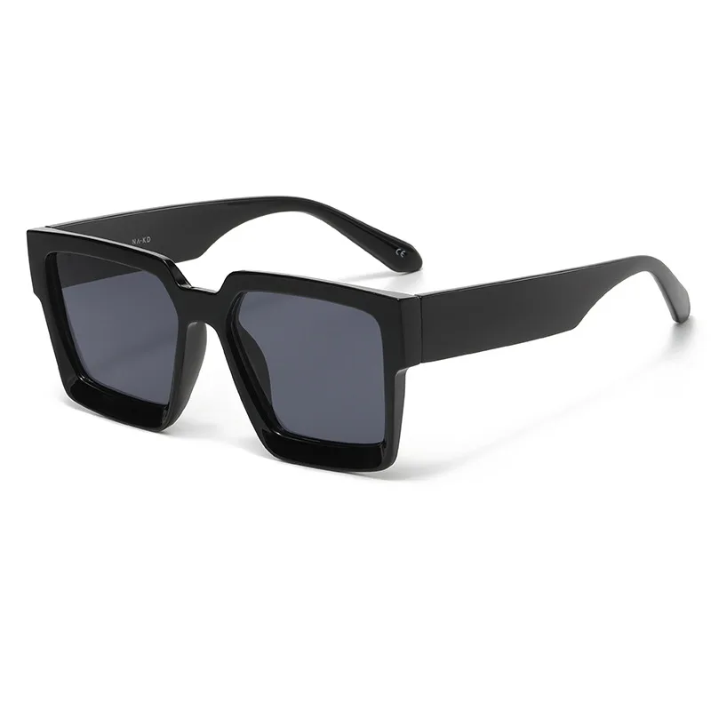 Large Frame Square Sunglasses Women's Fashion Sunshade - C01 Black