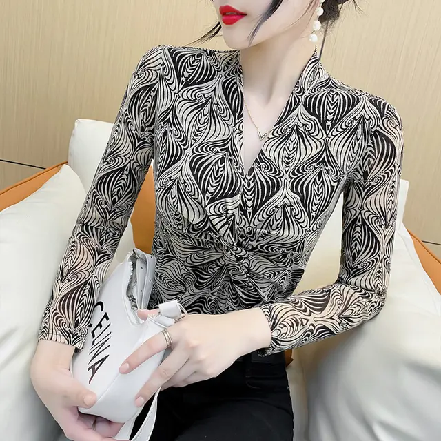 Women's High grade Top Fashion Inner Match Leaf Flower - Shop at LoveMi