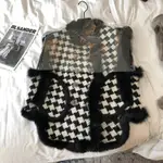 Black Plus Velvet Style
