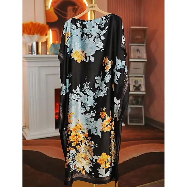 Women's Split Shawl With Contrast Color Pattern Malay Clothing 10Color - Shop at LoveMi