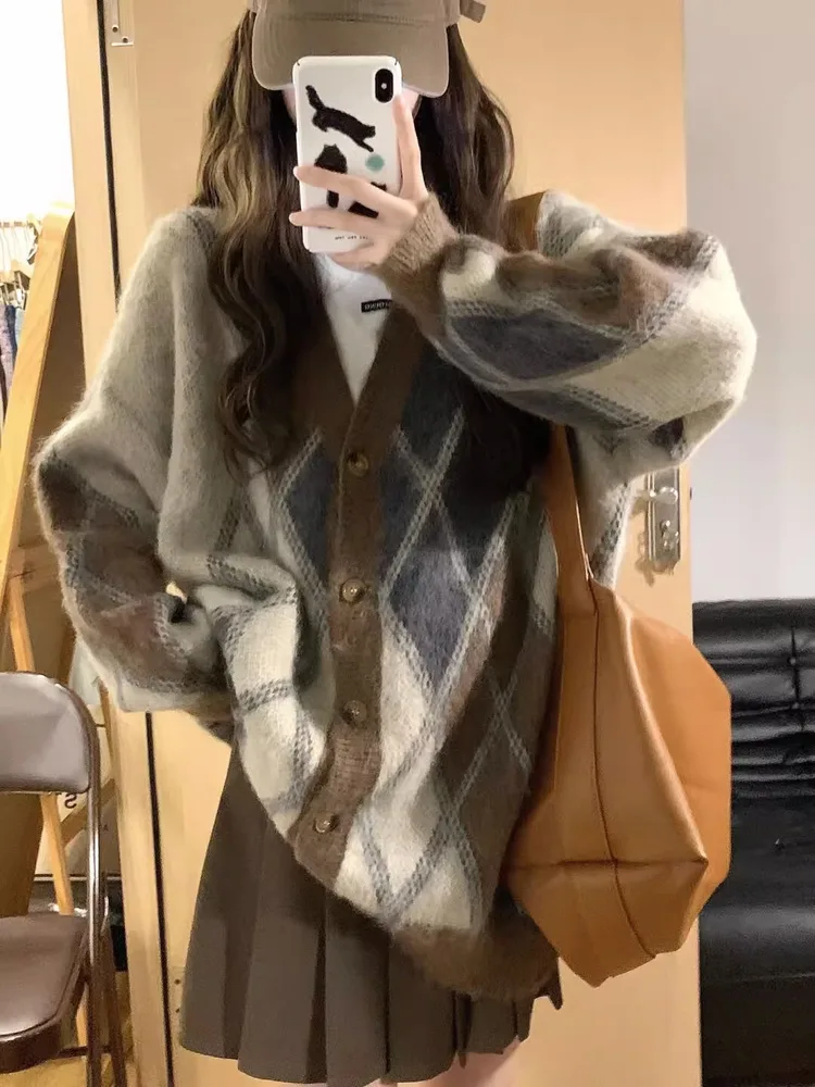 Diamond Plaid V neck Knitted Cardigan Coat For Women Picture Color 2Xl - Shop at LoveMi