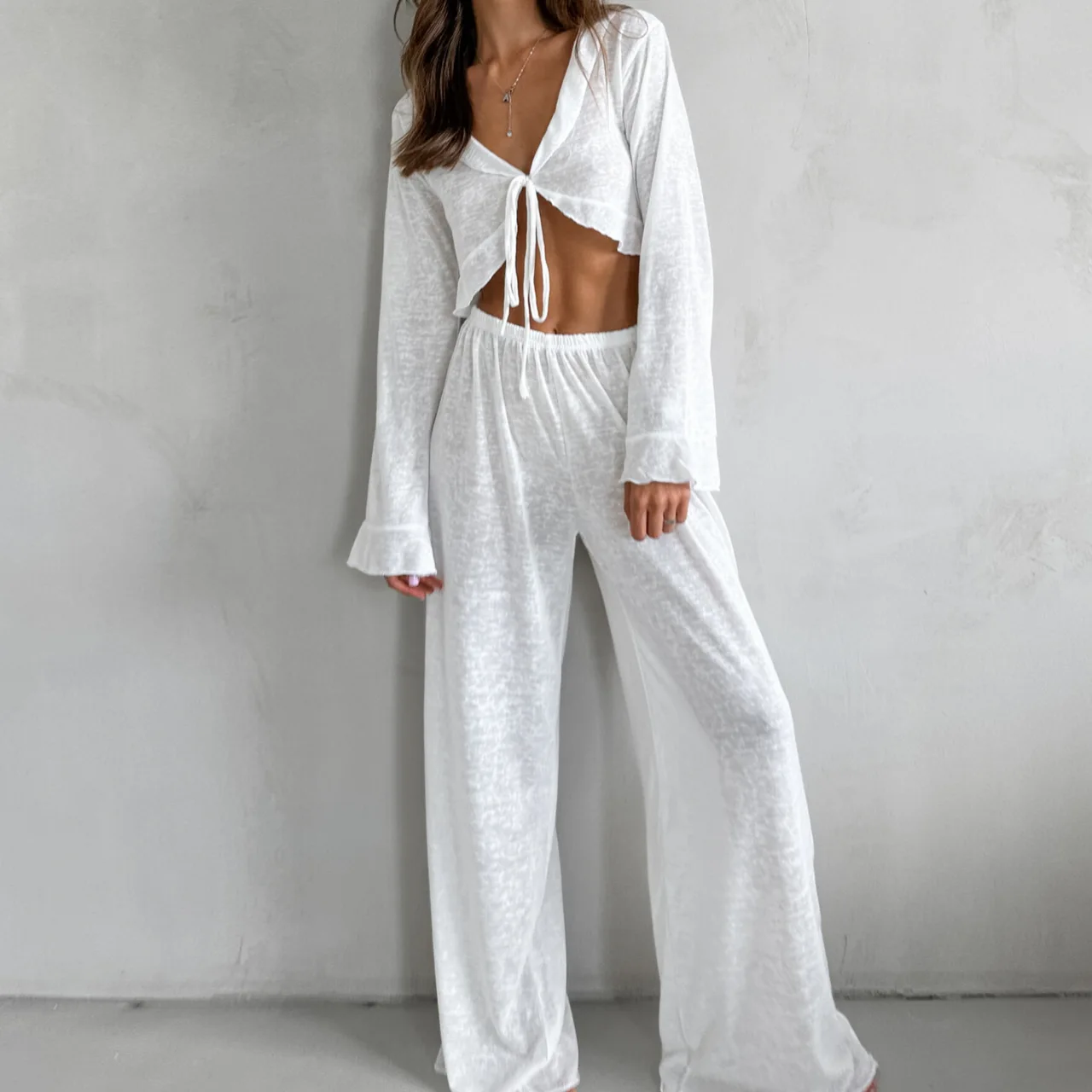 V-neck Knitted Tied Lotus Leaf Midriff-baring Top Trousers Suit - White