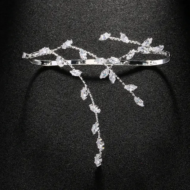 Female Geometric Heavy Industry Inlaid Zircon Leaf Bracelet Silver - Shop at LoveMi