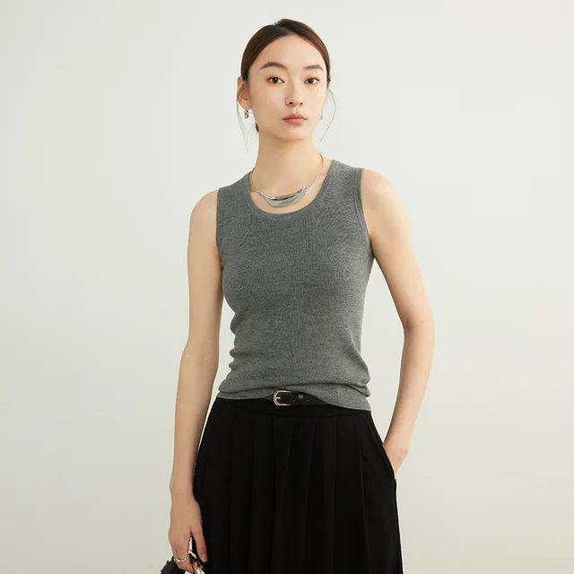 New Seamless Inner Low Collar Sleeveless Knitwear Light Gray - Shop at LoveMi