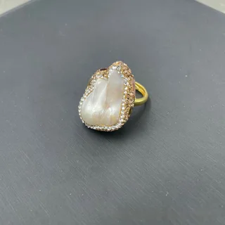 Natural Freshwater Shaped Pearl Hand-inlaid Three-piece Set - Ring