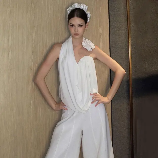 Sexy Style White Suspender Halterneck Vest Women's Slim Pants White Top - Shop at LoveMi