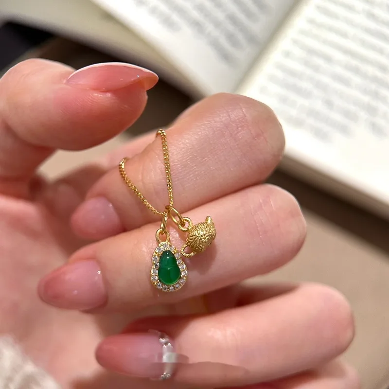 S925 Sterling Silver Yang Green Gourd Pendant Necklace Natural Emerald - Shop at LoveMi