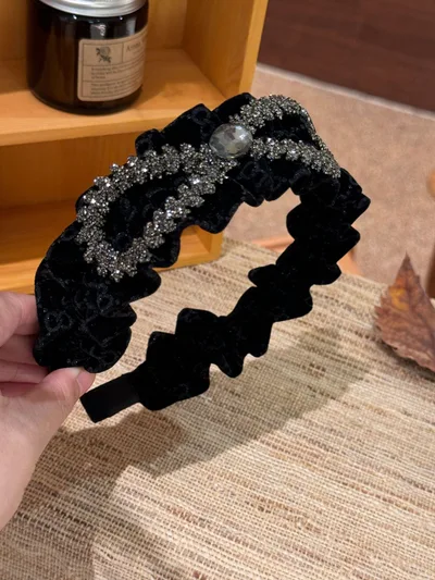 Headband High Skull Top Retro Black Full Diamond Broken Hair Black Velvet Bow 4.5Cm Wide - Shop at LoveMi