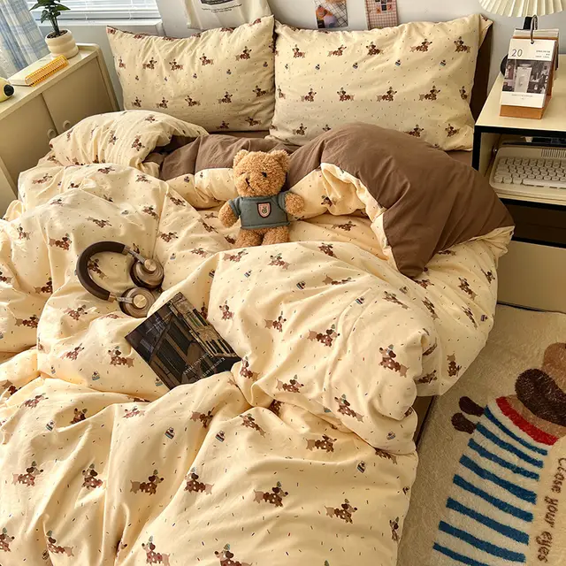Washed Cotton Four piece Set Bed Sheet Quilt Cover Fitted Sheet Retro Sausage Dog - Shop at LoveMi