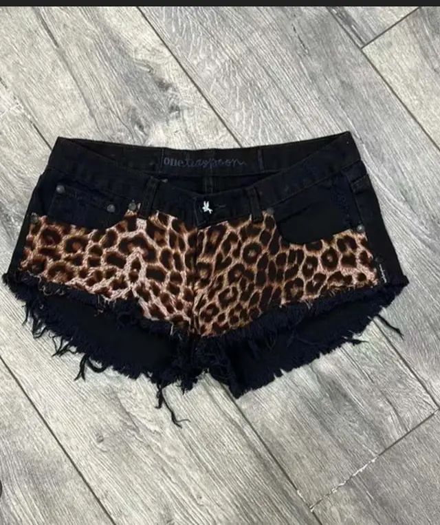 European And American Millennium Subculture Leopard Print Low Waist Denim Super Short Shorts Leopard Print - Shop at LoveMi