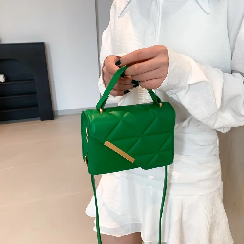 New Simple Fashion Solid Color Diamond Indentation Popular One Shoulder Bag Green - Shop at LoveMi