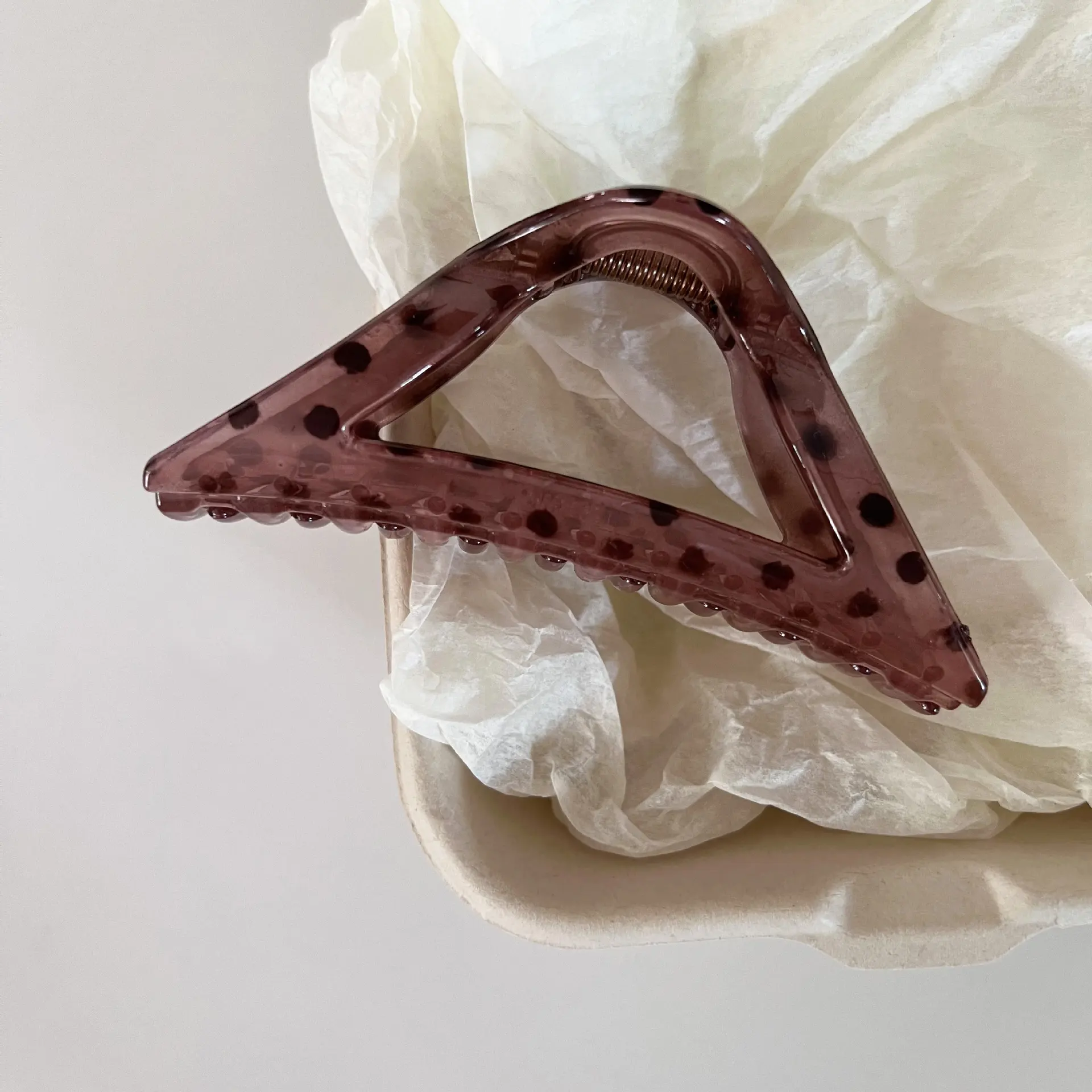 New Strawberry Polka Dot Grip - 5 Brown Triangle
