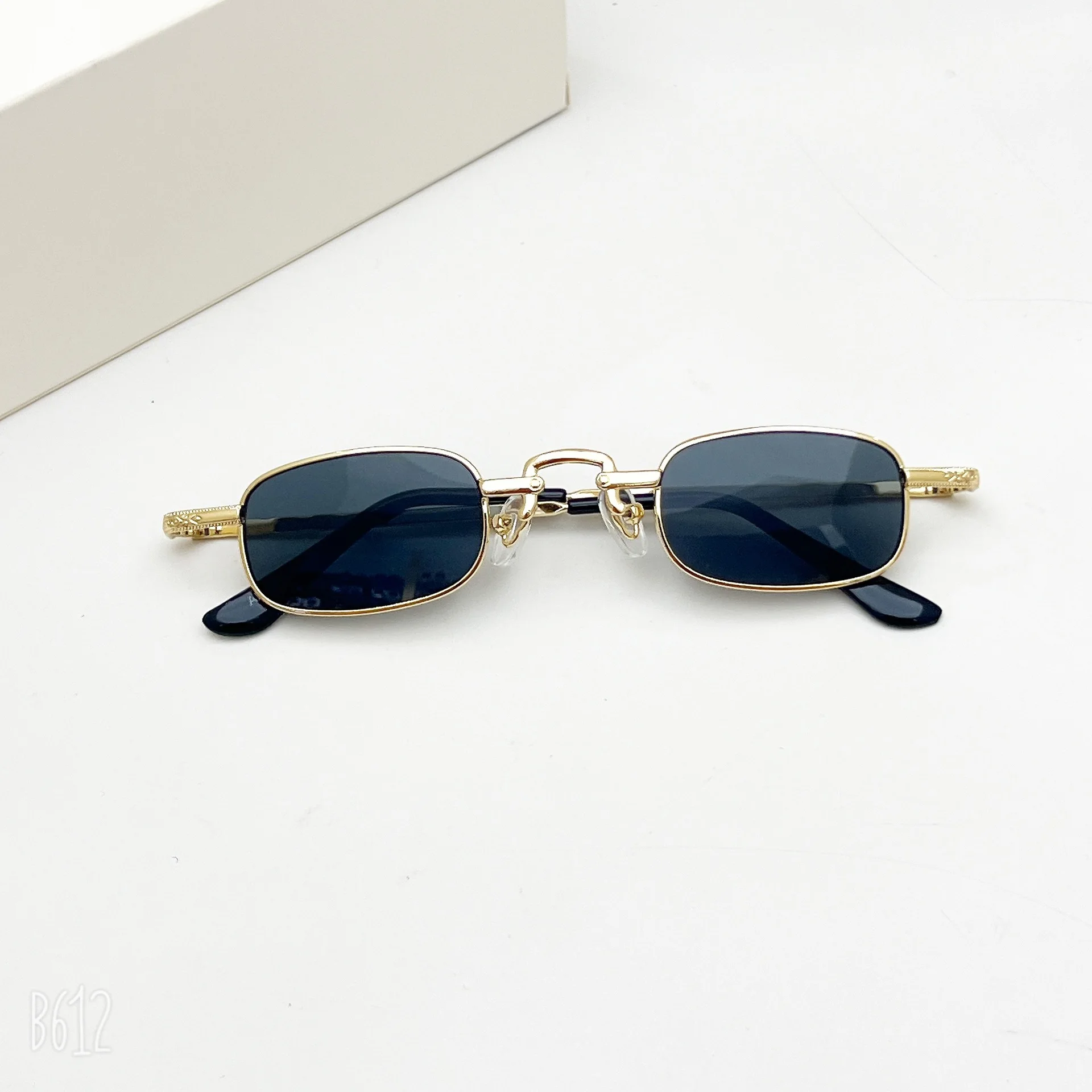 Retro Hip Hop Sunglasses Trend - Golden Gray