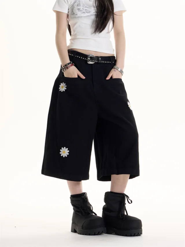 American Embroidered Casual Shorts Black - Shop at LoveMi
