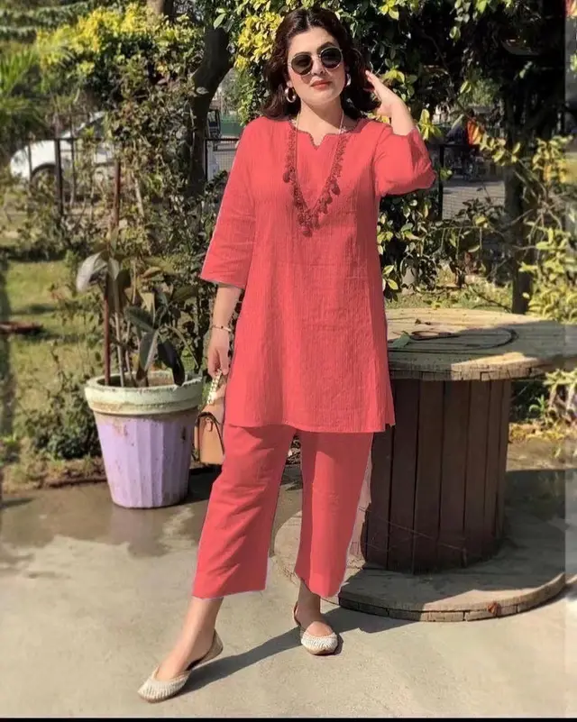 Fashion Pullover Solid Color Temperament Commute Ethnic Style Long Sleeve Clothes Two piece Suit Red - Shop at LoveMi
