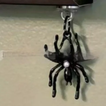 Creative Resin Brass Crafts Door Clip Hinge Spider - Shop at LoveMi