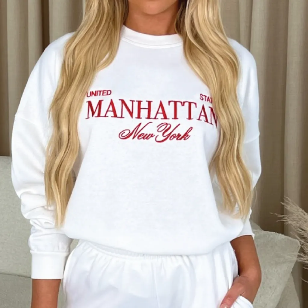 Women's Long Sleeved Hoodie And Shorts Set - White