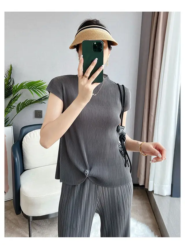 Pleated Summer Clothes Two piece Suit Top Wide Leg Pants Suit Women Gray Top - Shop at LoveMi