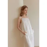 Streamer White