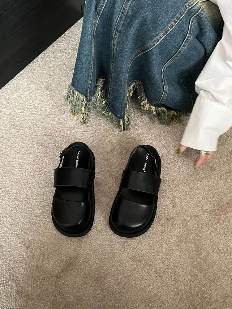 Retro Raise The Bottom One Strap Two way Breathable Closed Toe Sandals Black - Shop at LoveMi