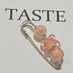020 Pin Four Flowers Orange