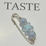 021 Pin Four Flowers Blue