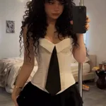 White2