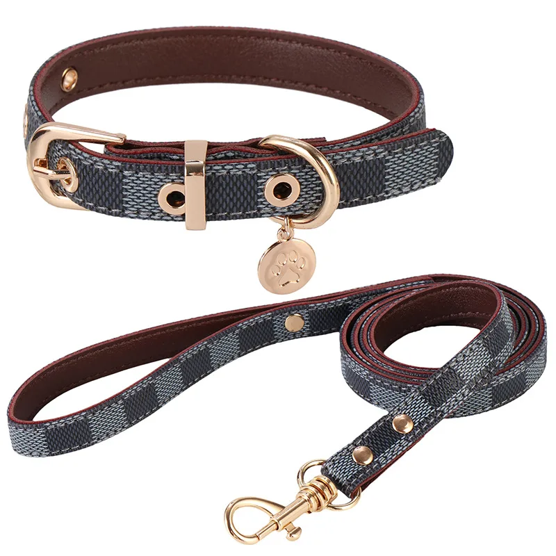 Hand Holding Rope Sets Of Leather Collars For Small Pets - Gray Square