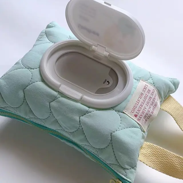 Wet Tissue Portable Removable Flip Tissue Box Green Heart Wet Wipes Bag - Shop at LoveMi